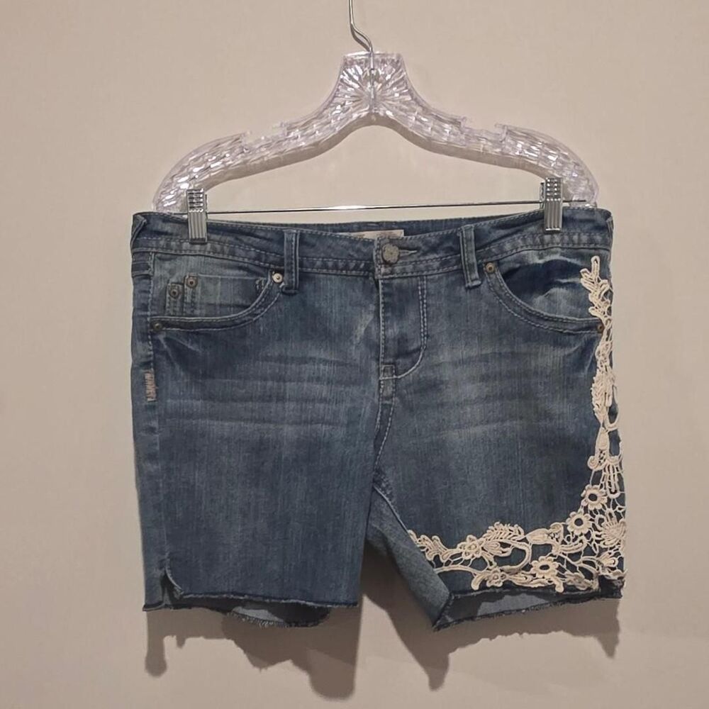 No-boundaries Women's Blue and Navy Shorts